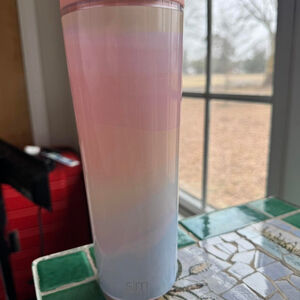 Simply modern pink ombre tumbler with straw #tumbler #lifestyle